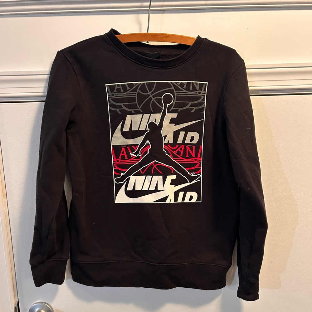 Nike Air Jordan Large Jumpman Boy's Youth Pullover Crewneck Sweatshirt graphic